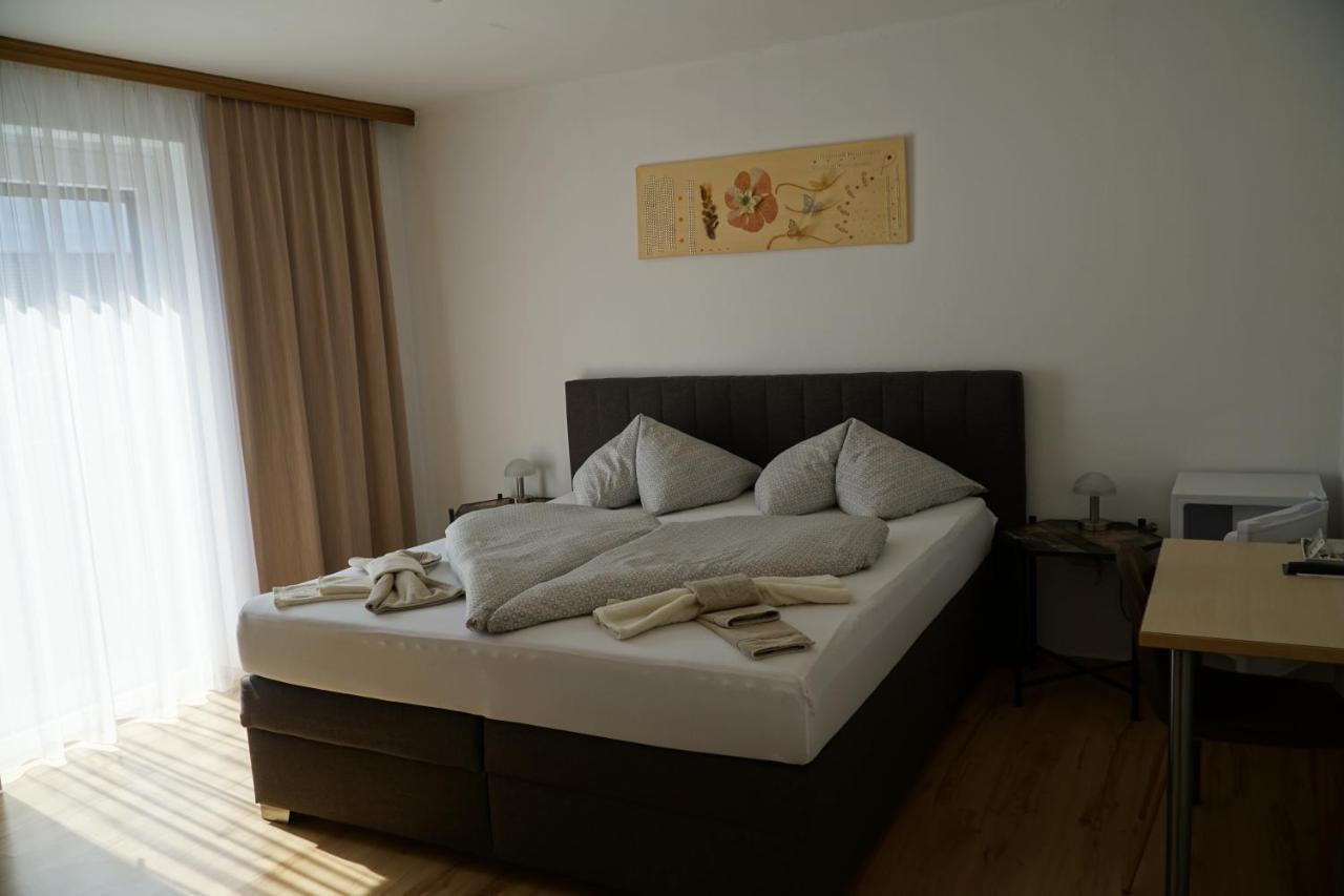 Pension-Ferienwohnung Rotar Faak am See Exterior photo