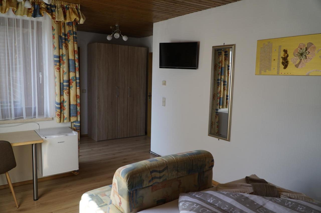 Pension-Ferienwohnung Rotar Faak am See Exterior photo